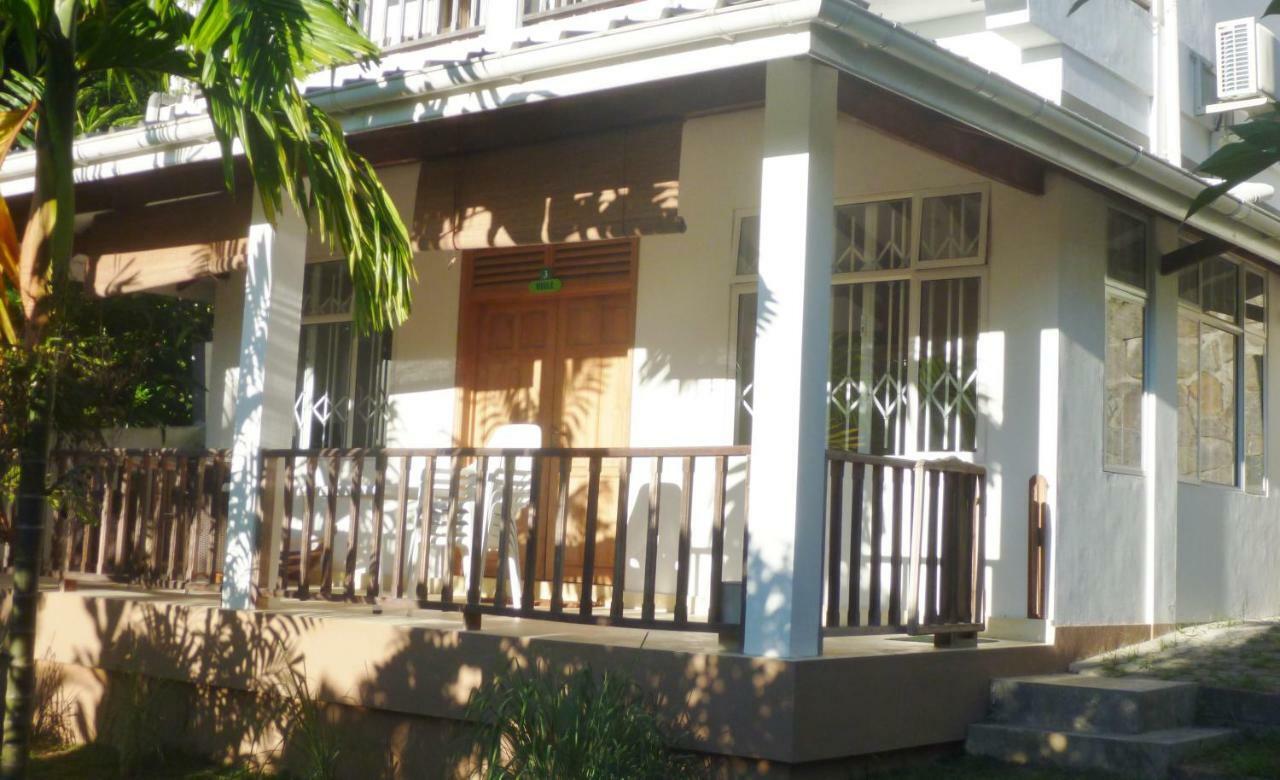 La Batie Selfcatering Apartment Beau Vallon  Bagian luar foto