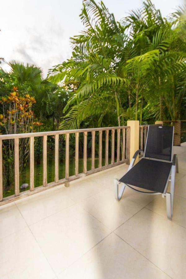 La Batie Selfcatering Apartment Beau Vallon  Bagian luar foto